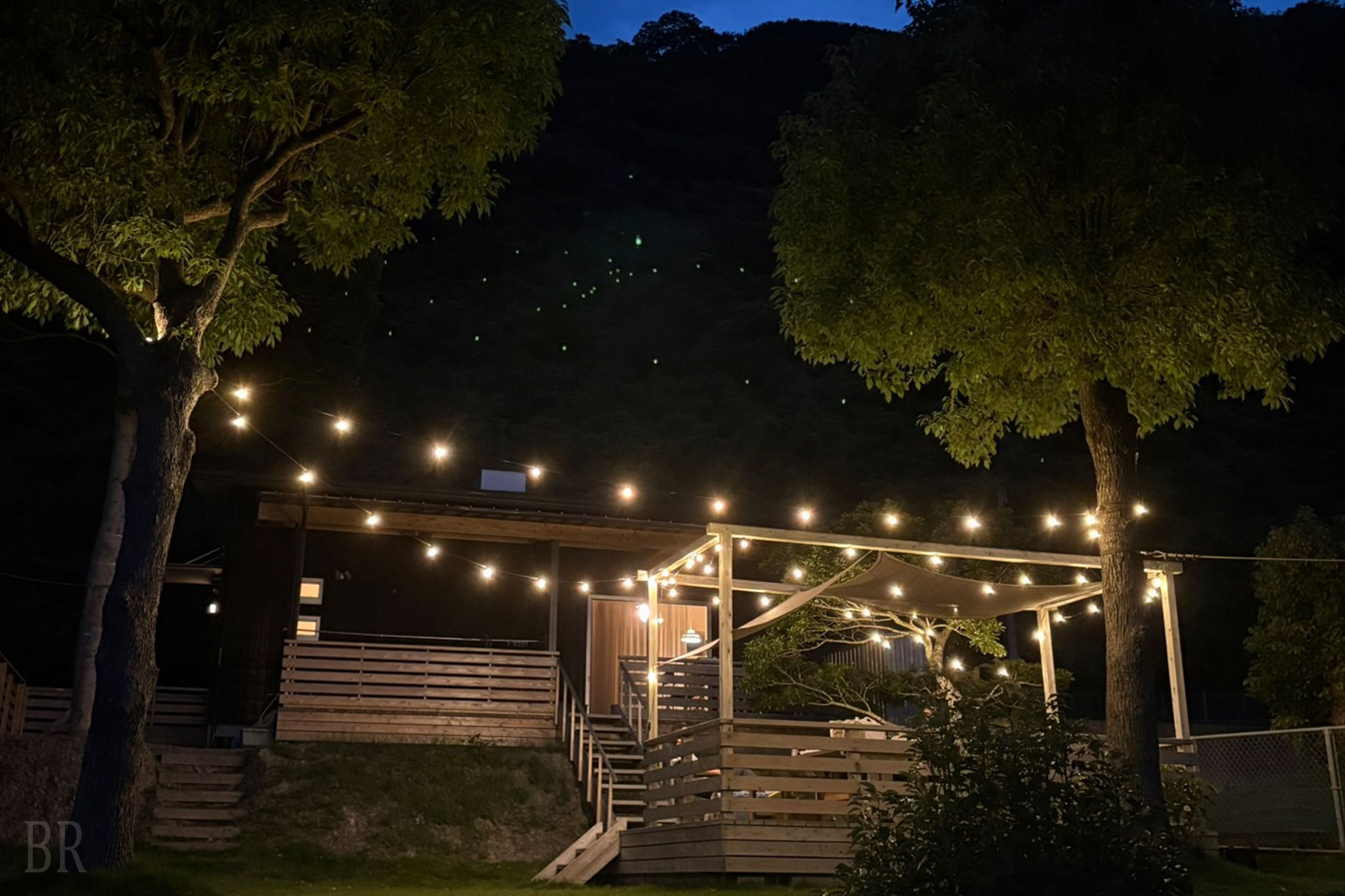 プライベートな空間を愛犬と家族で楽しむ ライトアップ